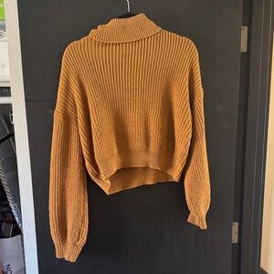Cropped Turtleneck Sweater - Mustard